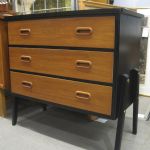 557 7340 CHEST OF DRAWERS